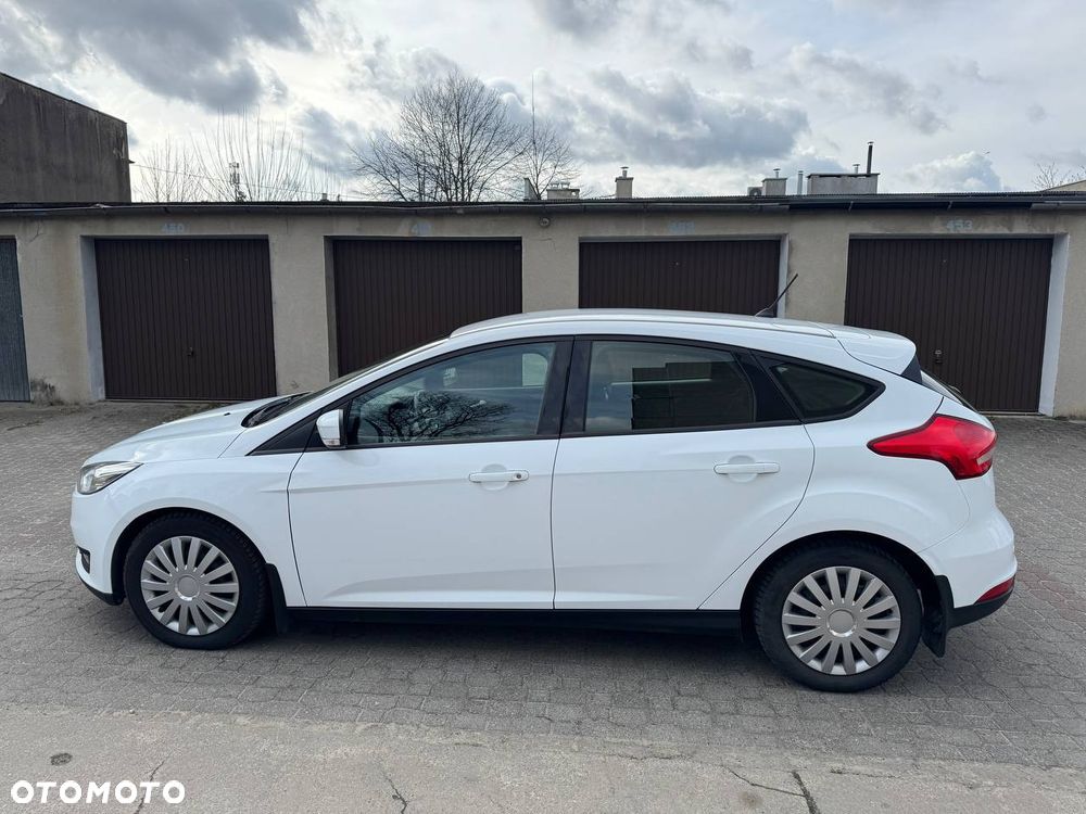 Ford Focus 1.5 TDCi SYNC Edition - 4