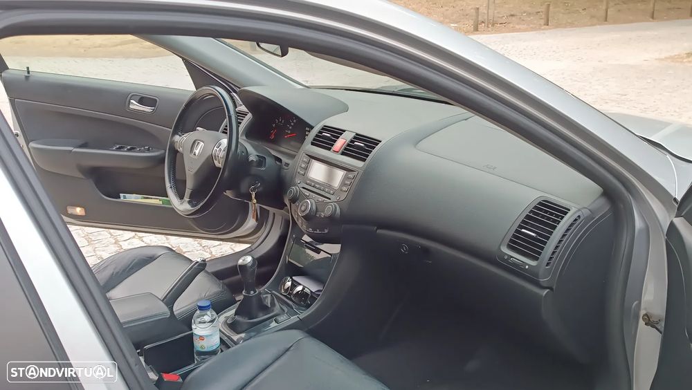 Honda Accord 2.2 i-CTDi Executive - 16