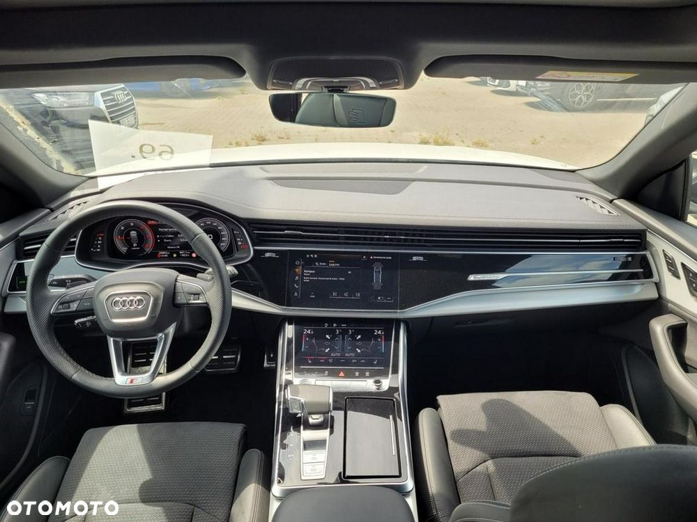 Audi Q8 - 21