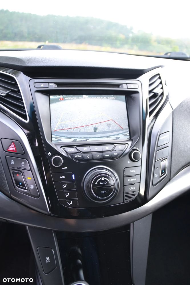 Hyundai i40 i40cw 1.6 Fifa World Cup Edition - 31