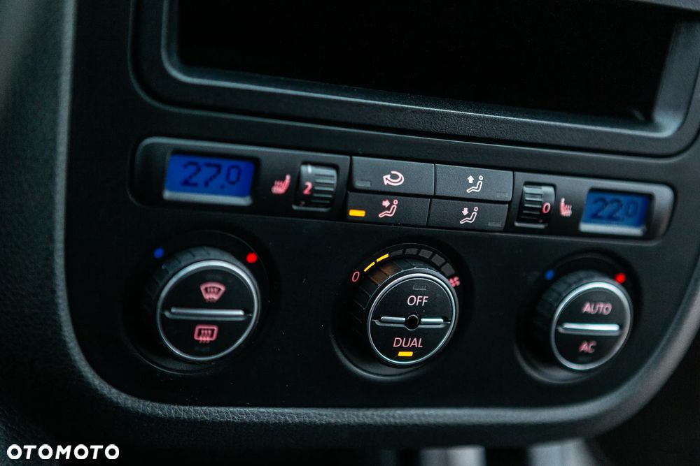 Volkswagen Golf - 31