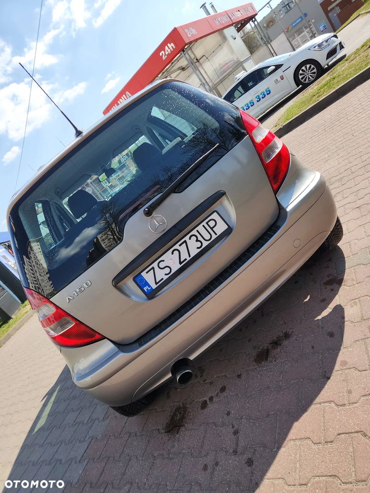 Mercedes-Benz Klasa A 150 Classic Polar Star - 2