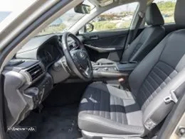 Lexus IS 300H Executive - 7
