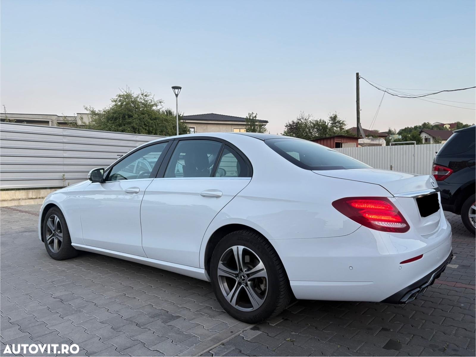Mercedes-Benz E 200 d 9G-TRONIC - 11