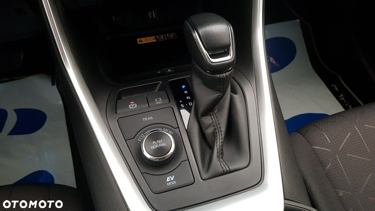 Toyota RAV4 - 26