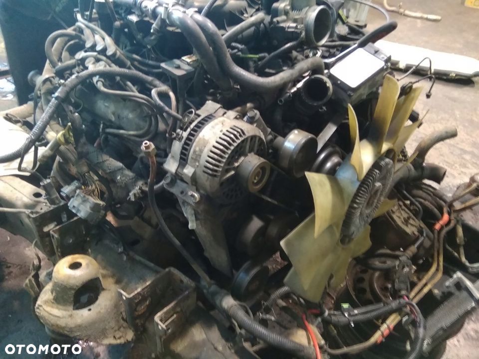 FORD F150 97-04 F250 ECONOLINE E250 E150 4.2 v6 kolektor wydechowy PRAWY ZAWOR EGR RURKA ZAWORU Exhaust Manifold right 1997 1998 1999 2000 2001 2002 2003 2004 - 2