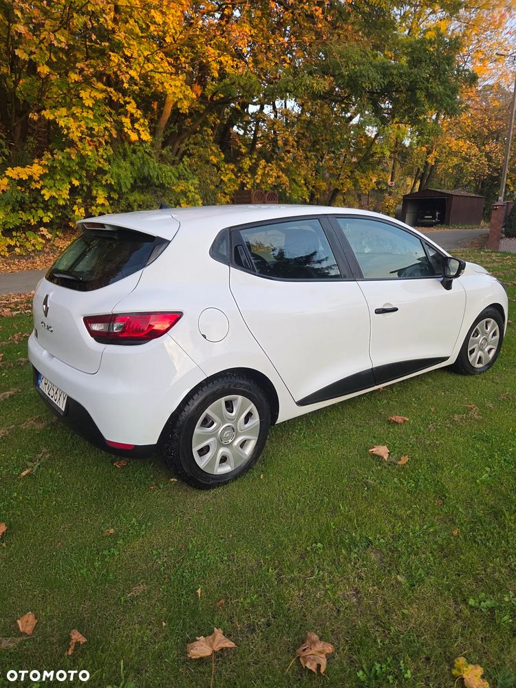 Renault Clio - 21