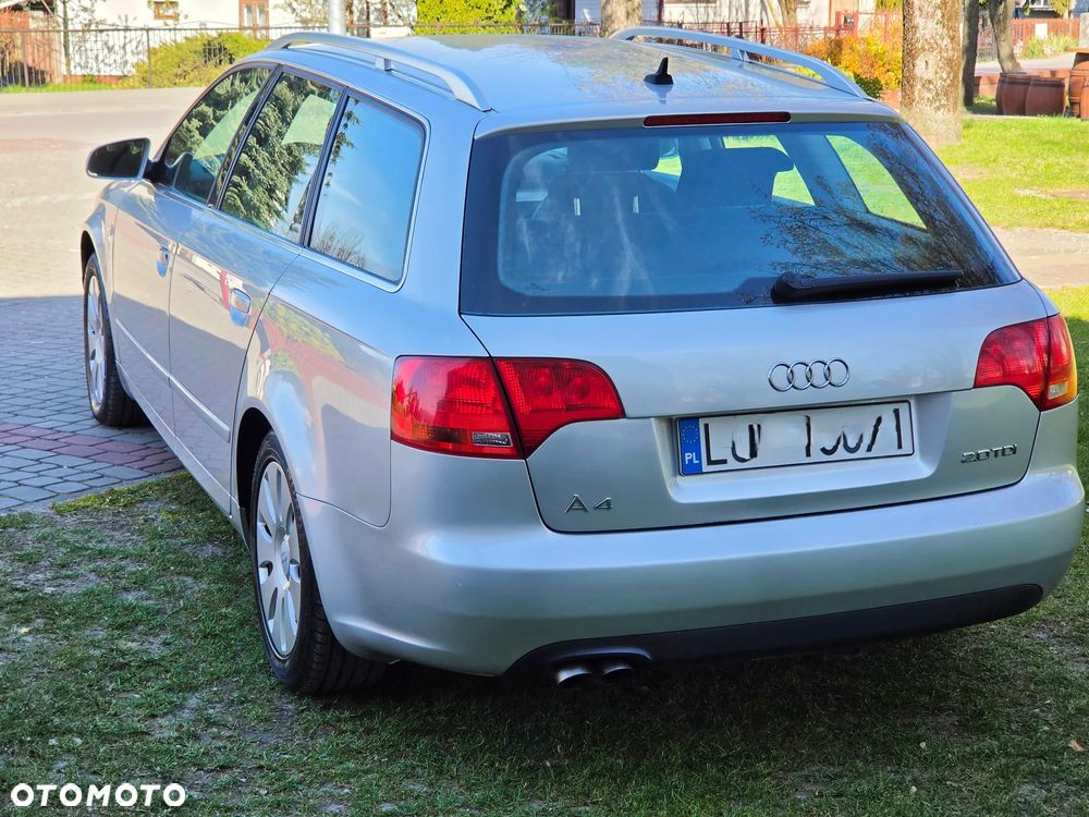 Audi A4 Avant - 15