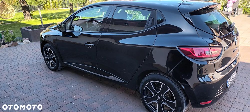 Renault Clio 0.9 TCe Limited - 9