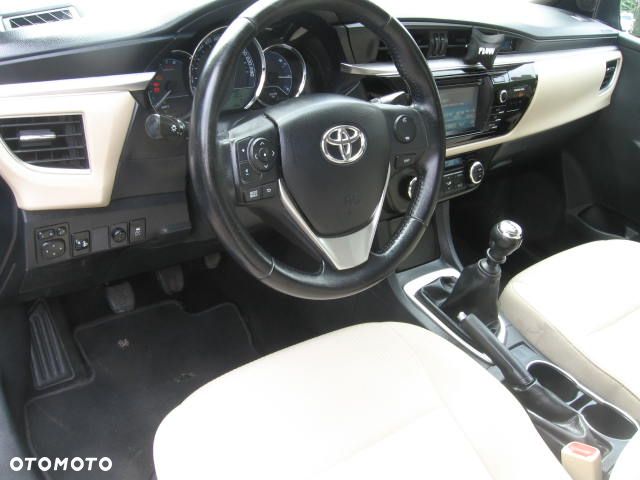 Toyota Corolla 1.6 Premium EU6 - 17