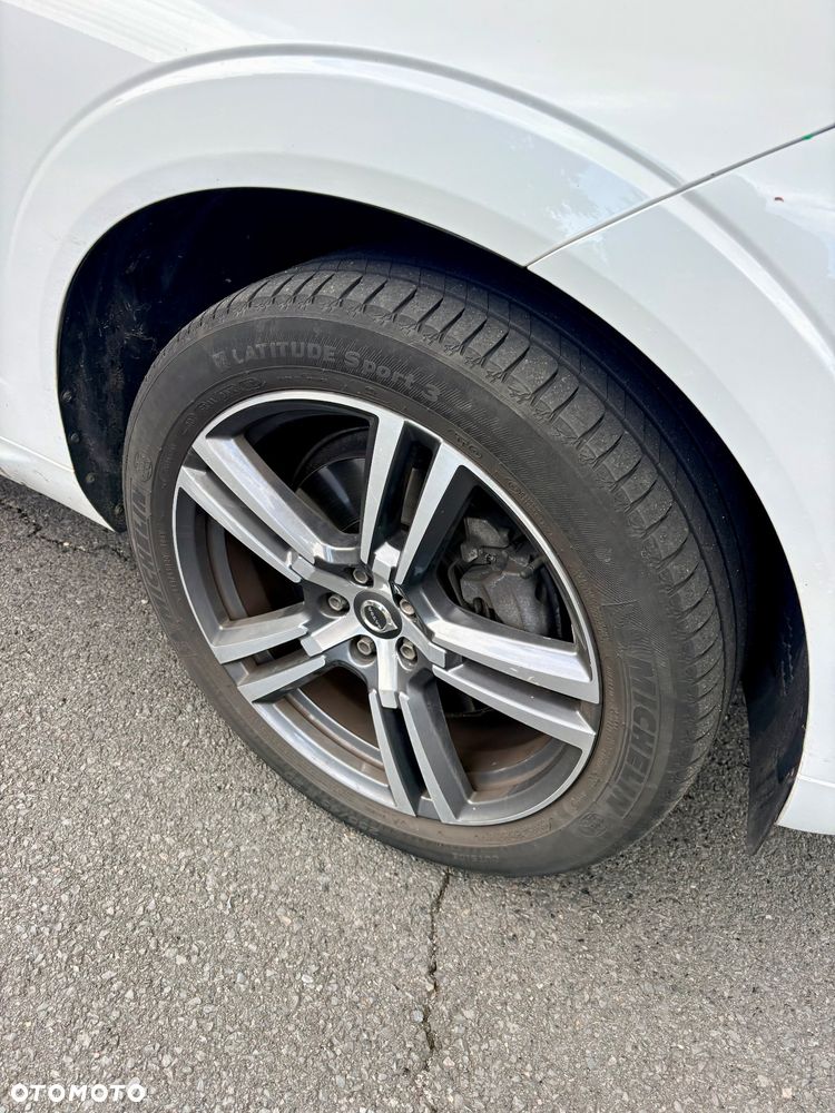Volvo XC 60 B4 D AWD Plus Bright - 6