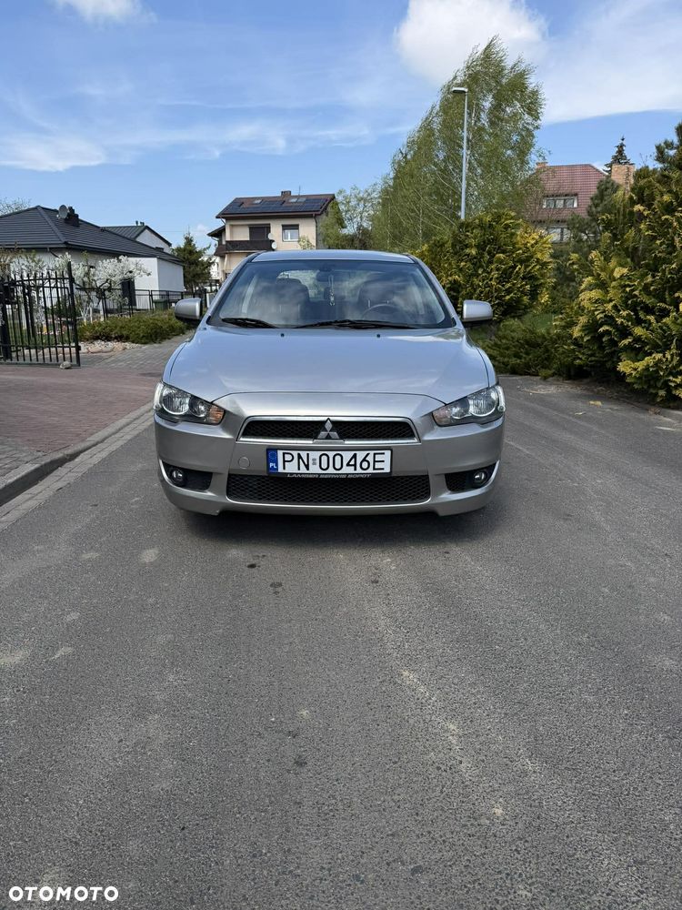 Mitsubishi Lancer - 2