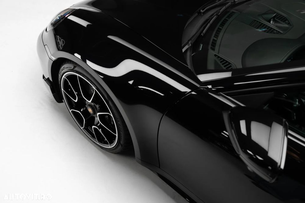 Porsche 911 911Turbo S - 7