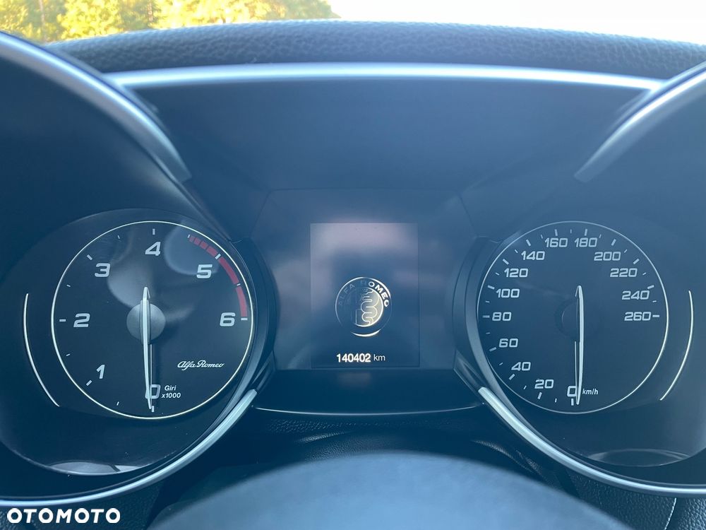 Alfa Romeo Giulia 2.2 Diesel AT8 Super - 15