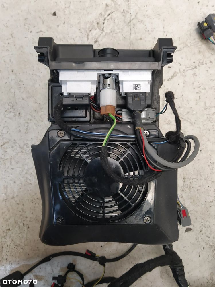 RANGE ROVER SPORT L494 VOGUE L405 LODÓWKA KONSOLI CENTRALNEJ ŚRODKOWEJ AUX USB ŁADOWARKA 12V KOMPLETNE ORYGINAŁ - 19