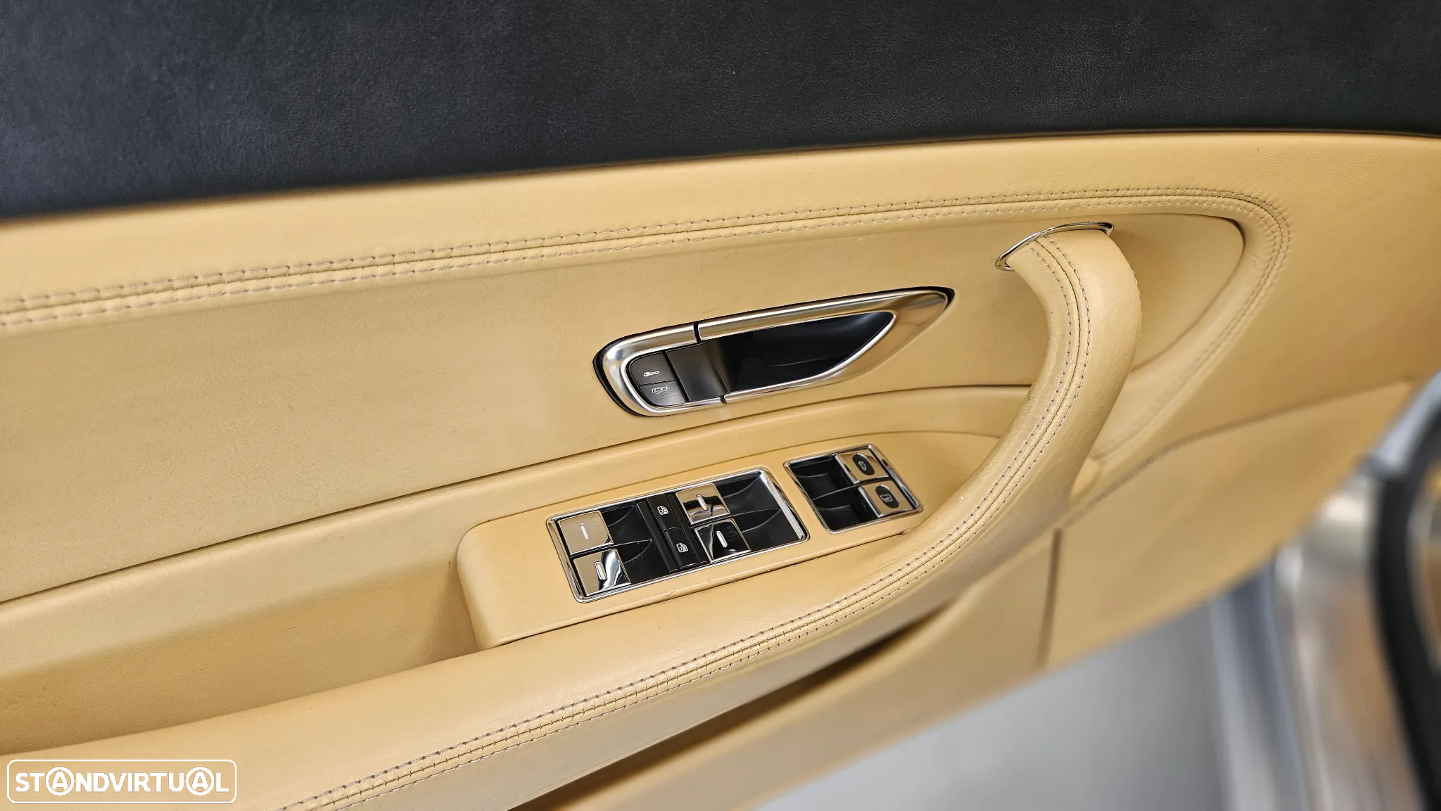 Bentley Continental GT - 11