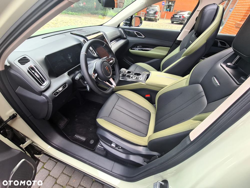 Hongqi HS3 1.5T FWD - 13