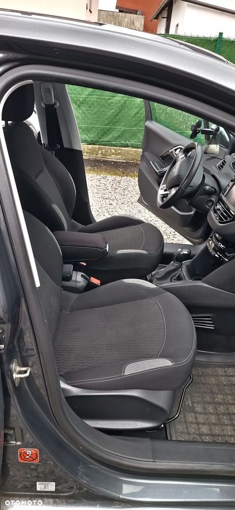Peugeot 208 1.2 PureTech Active - 9