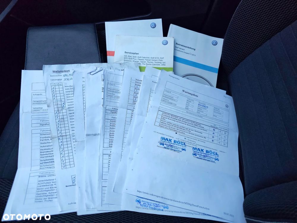 Volkswagen Golf 1.6 TDI BlueMotion Technology Cup - 29