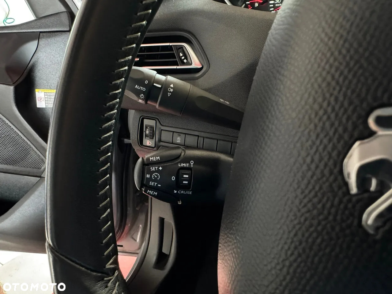 Peugeot 308 - 17