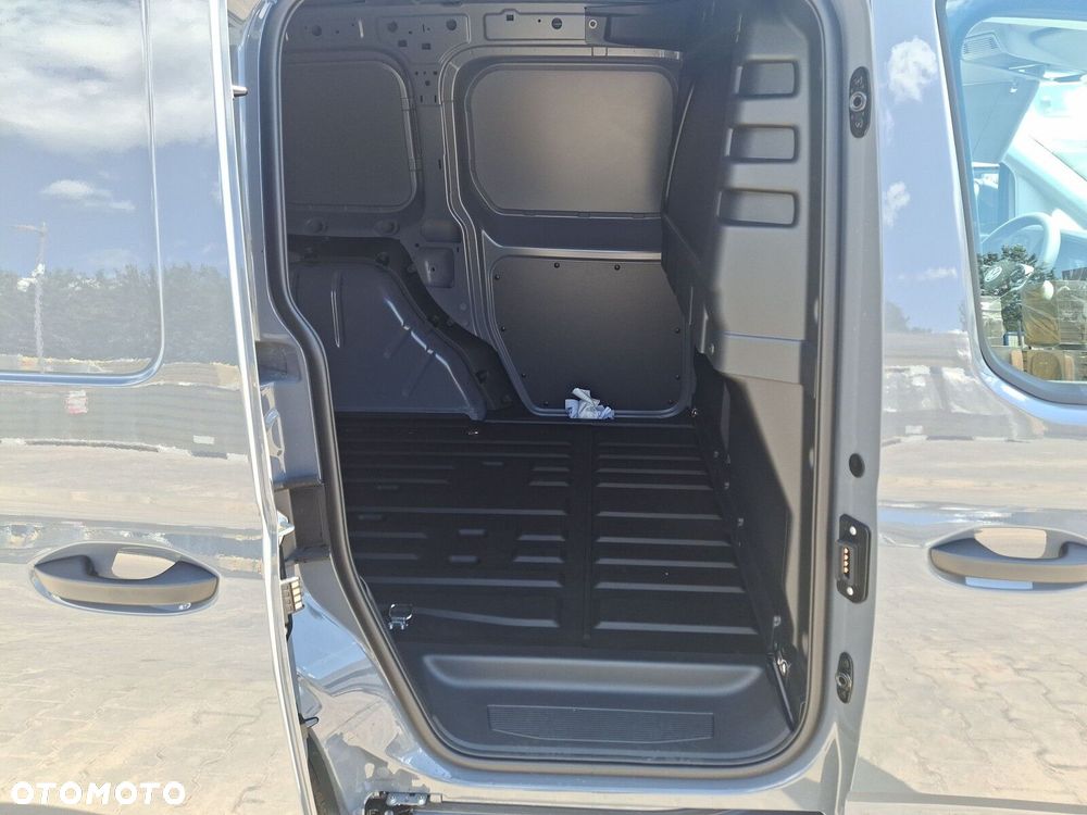 Volkswagen Caddy Cargo - 38