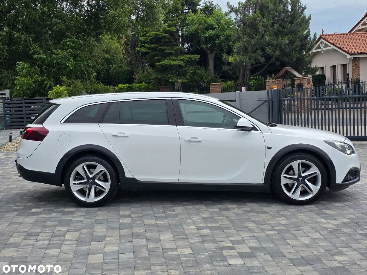 Opel Insignia - 38
