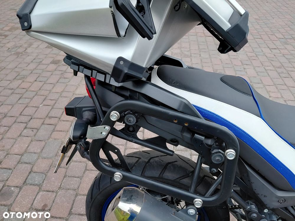 Suzuki V-STROM - 19