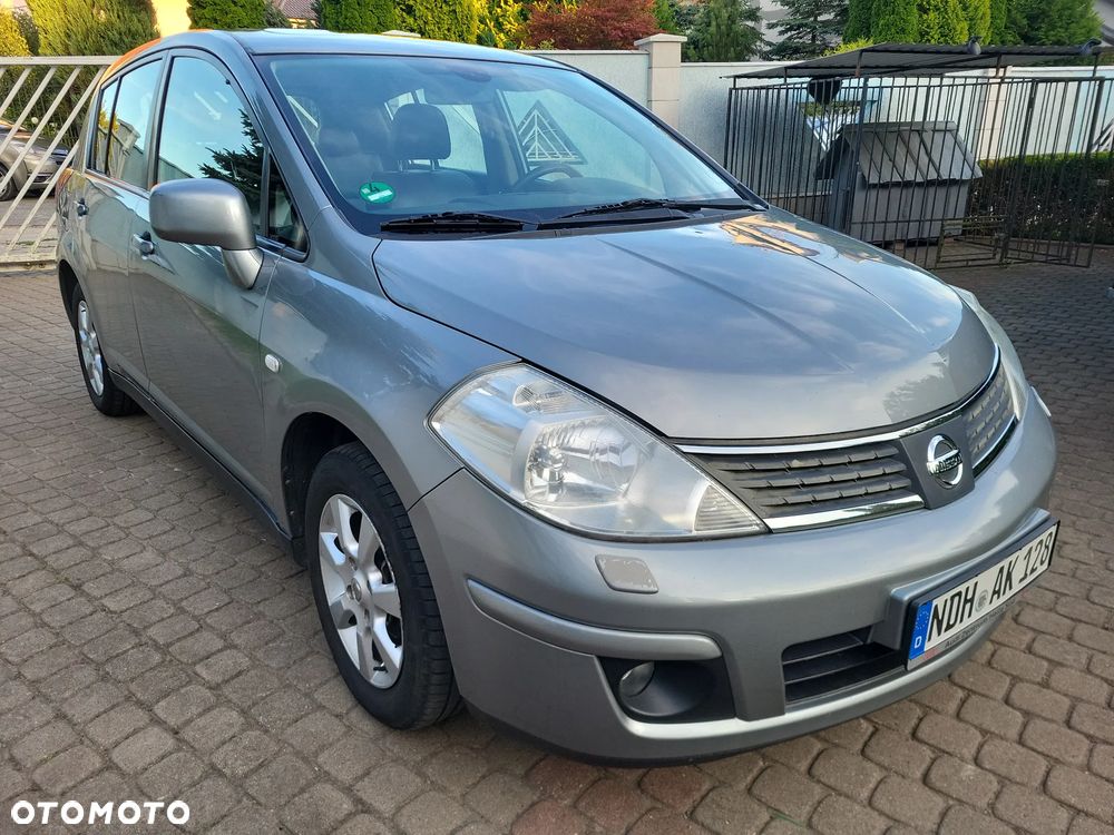 Nissan Tiida 1.6 Visia - 16