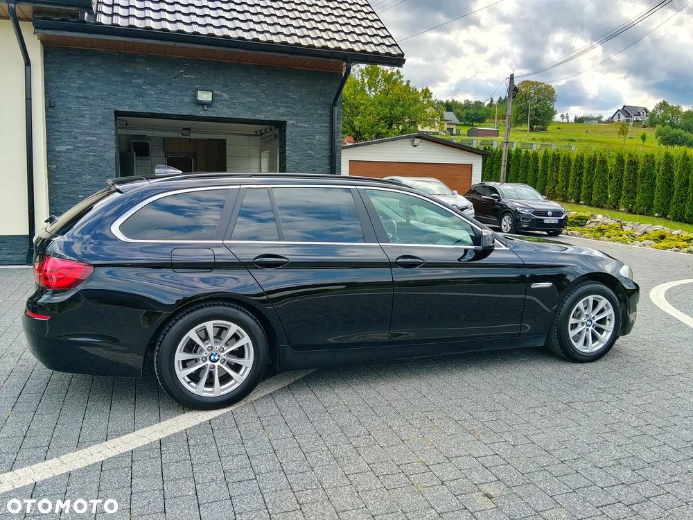 BMW Seria 5 525d xDrive Sport-Aut - 7