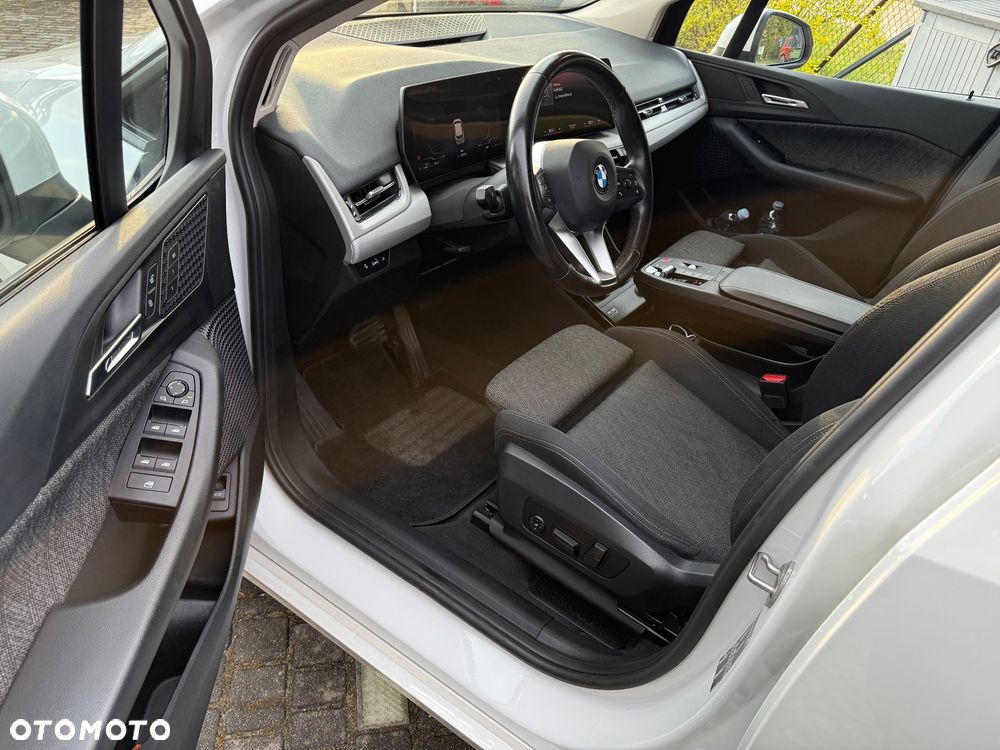 BMW Seria 2 218i - 21