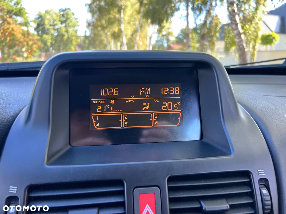 Nissan Almera - 17