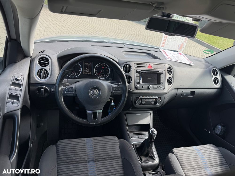 Volkswagen Tiguan - 32