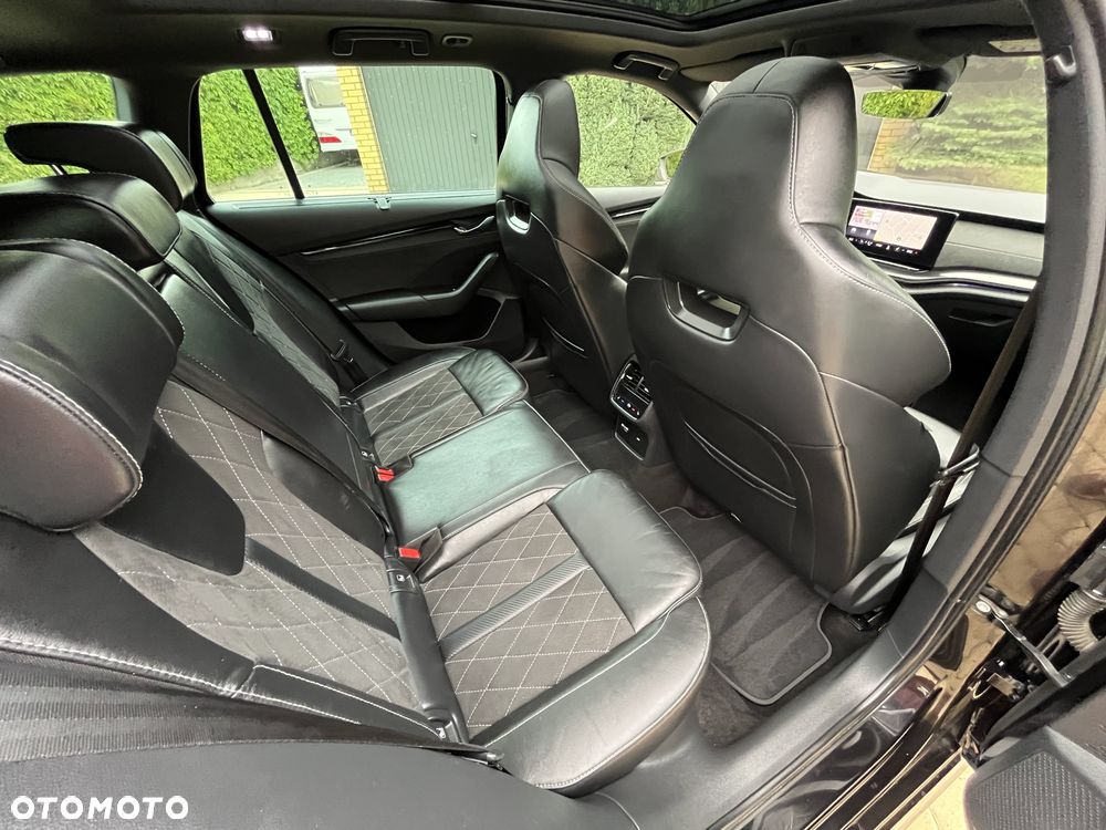 Skoda Octavia 2.0 TDI DSG 4x4 RS Plus - 14