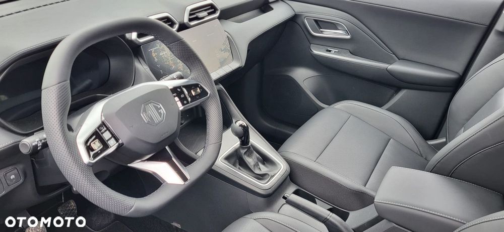 MG ZS - 21