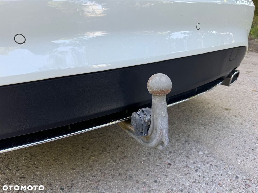 Mercedes-Benz CLA 200 7G-DCT - 29
