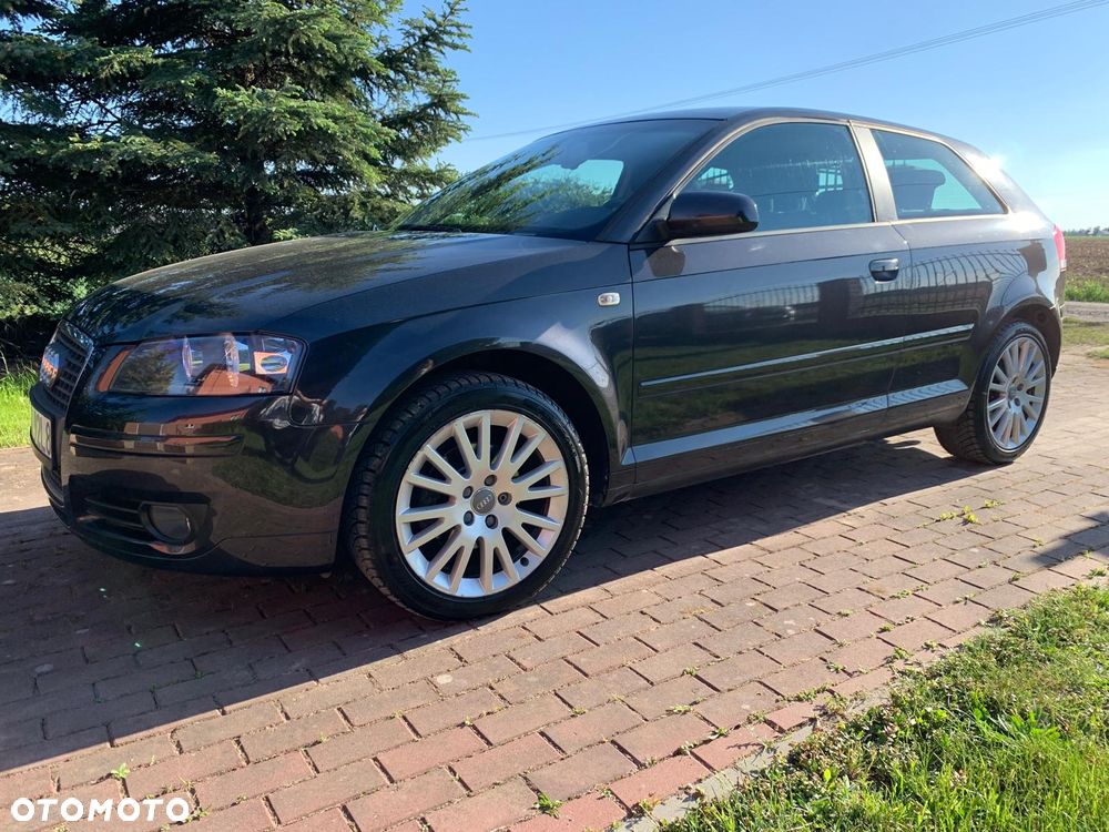 Audi A3 3-drzwiowe 1.6 Ambiente - 25