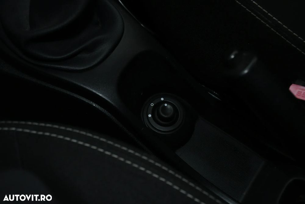 Dacia Duster 1.5 dCi 4x4 Laureate - 18