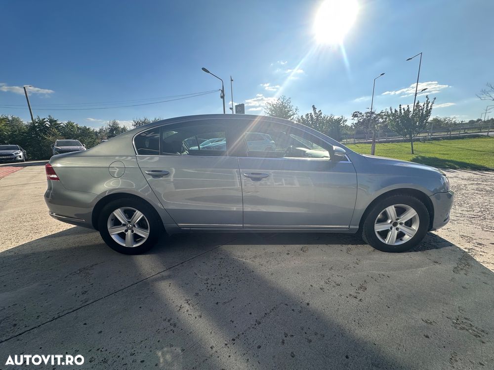 Volkswagen Passat - 8