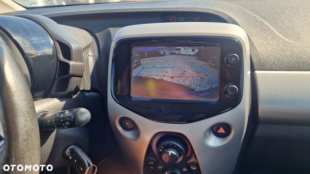 Citroën C1 AIRSCAPE VTi 68 ETG Shine - 13