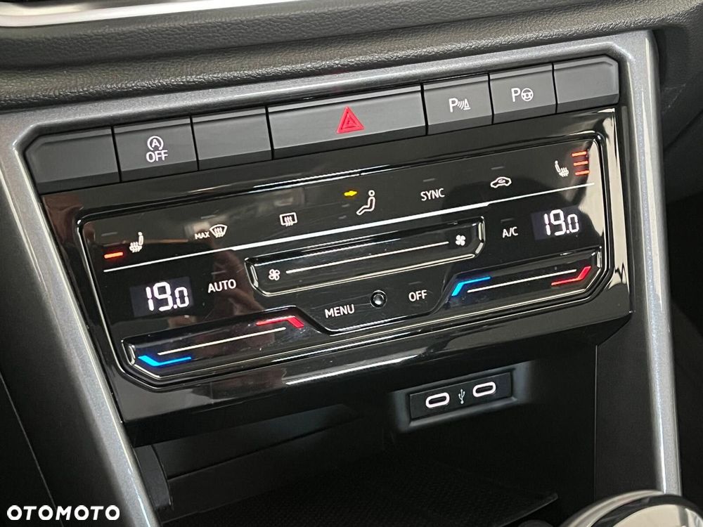 Volkswagen T-Roc 1.5 TSI Style - 34