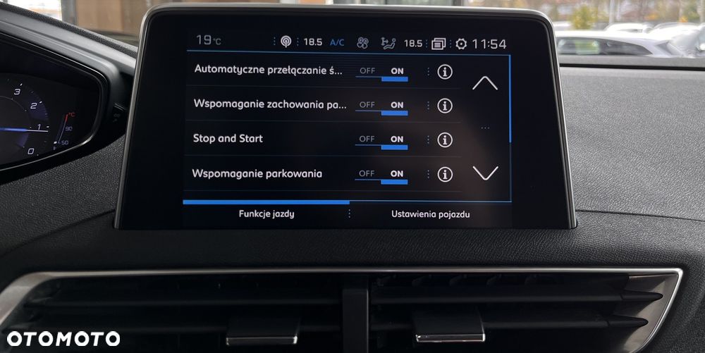 Peugeot 3008 PureTech 130 Stop & Start GPF EAT8 Allure Business-Paket - 31