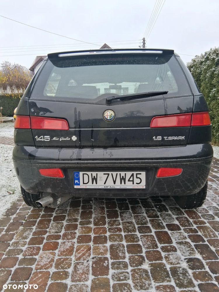 Alfa Romeo 145 1.6 TSpark 16v - 5