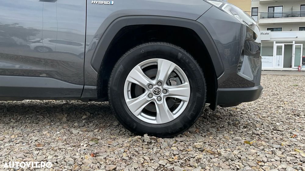 Toyota RAV4 - 9