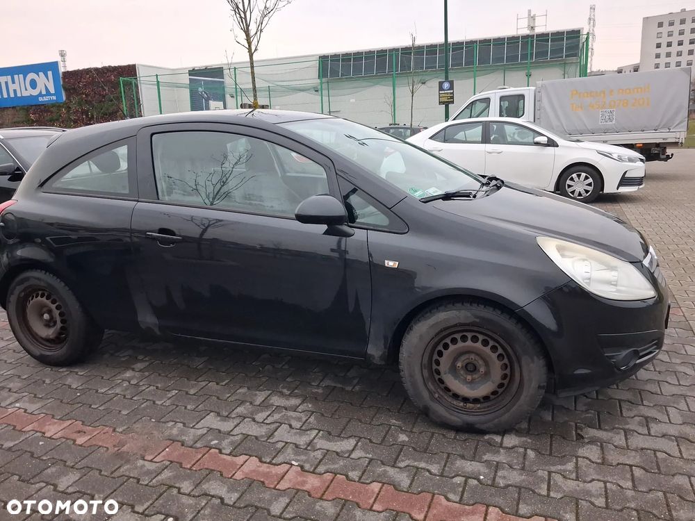 Opel Corsa 1.4 16V Sport - 4