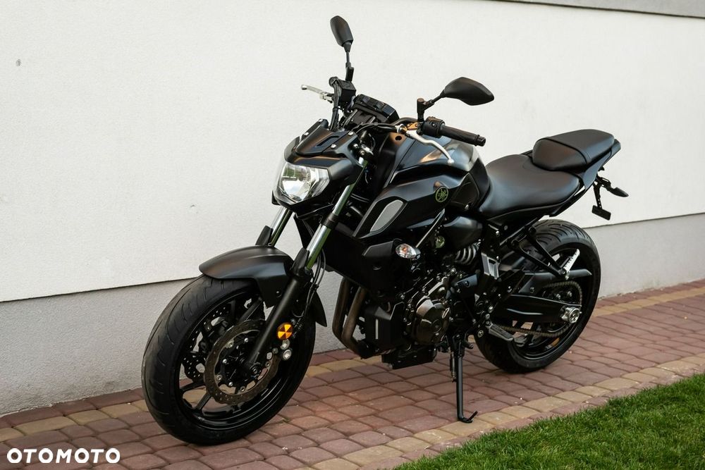 Yamaha MT - 6