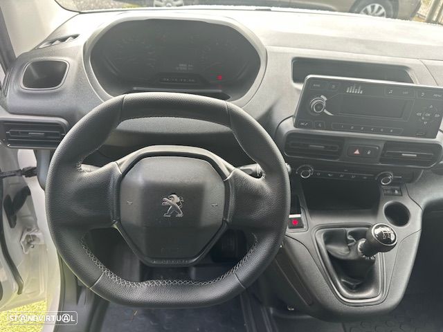Peugeot PARTNER LONGA 3 LUGARES - 10
