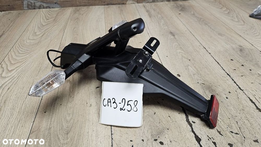 Uchwyt tablicy kierunkowskazy Kawasaki Versys 650 - 1