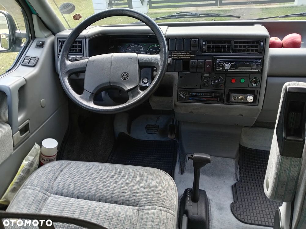 Volkswagen California - 11