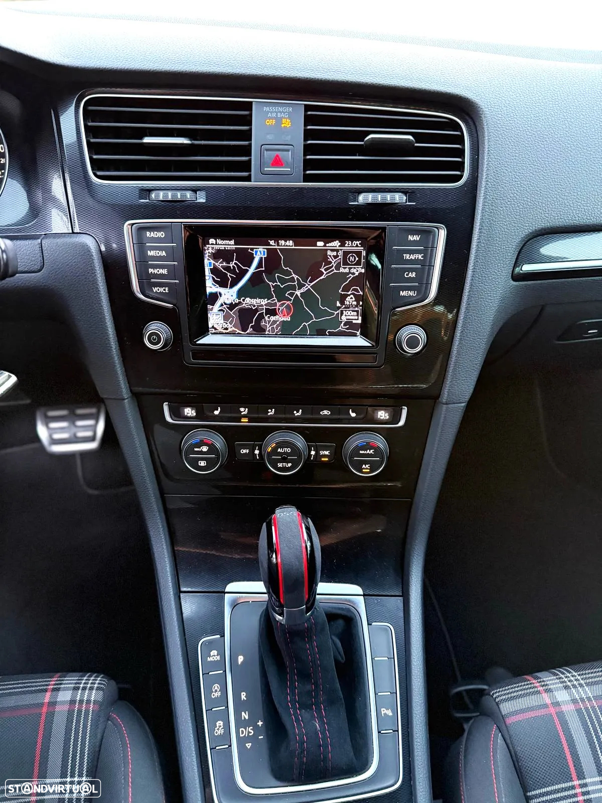 VW Golf 2.0 TSi GTi DSG Performance - 12