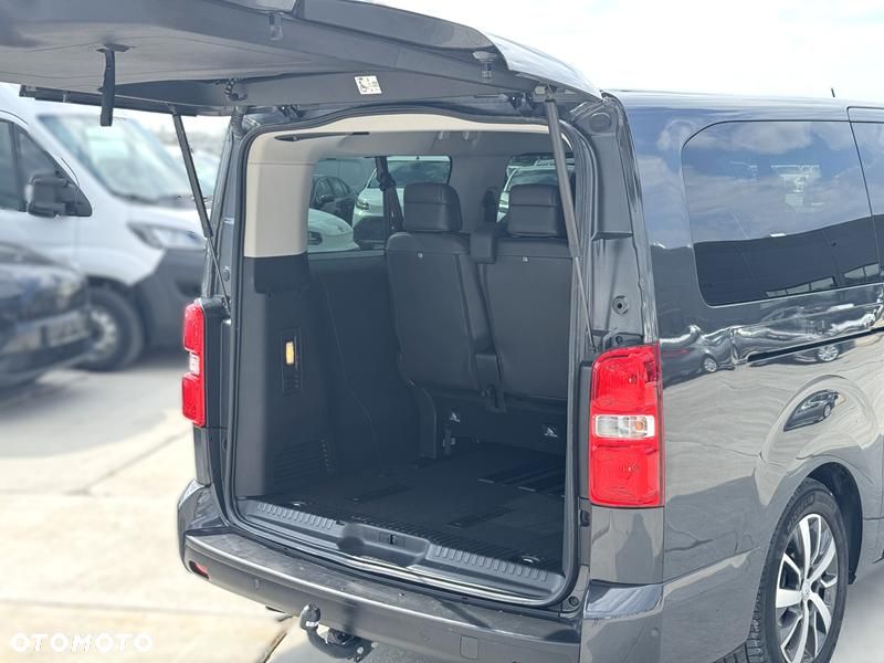 Toyota ProAce - 10